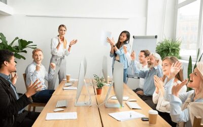 EL DESARROLLO EMPRESARIAL A TRAVÉS DEL COMPROMISO
